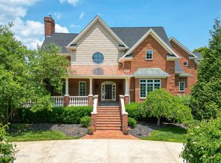 13909 River Glen Ln, Prospect, KY 40059