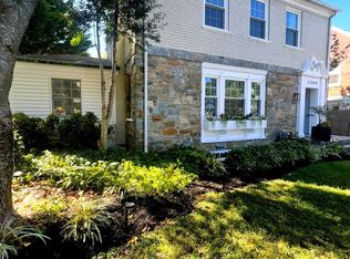 1364 Locust Rd NW, Washington, DC 20012