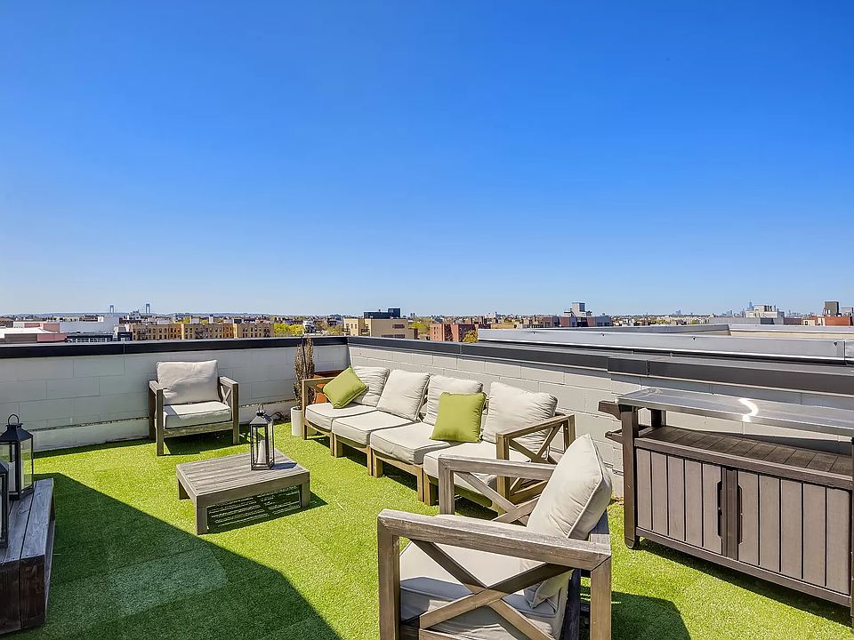 1st image of 2128 Ocean Ave #9D