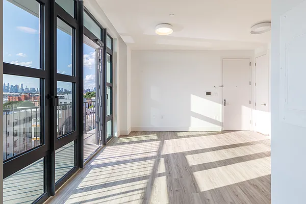 Rented by Nooklyn NYC LLC | media 9