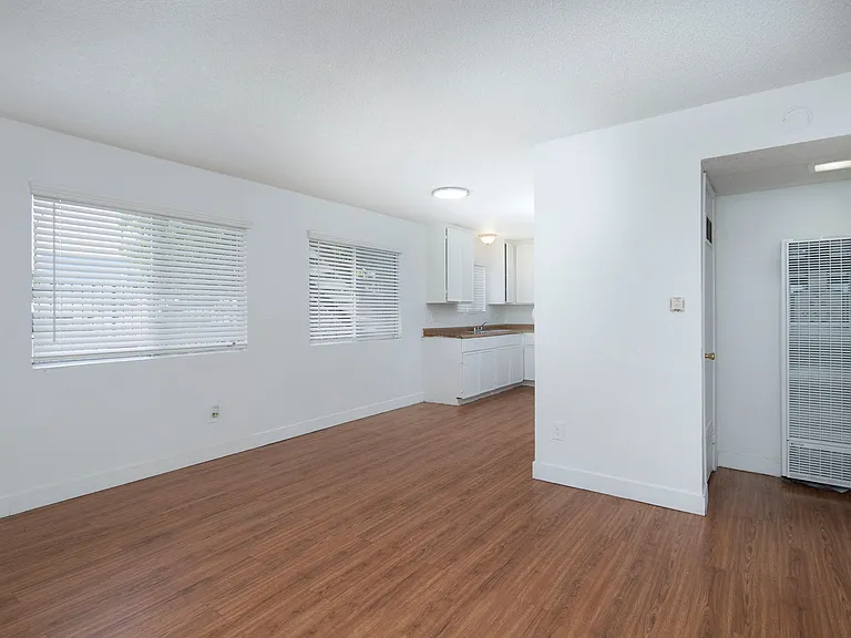3 bed 2 bath in the heart of San Diego — Photo 8