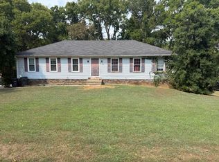 526 Woods Dr, Columbia, TN 38401