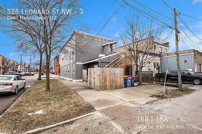 526 Leonard St NW #3 — Photo 10