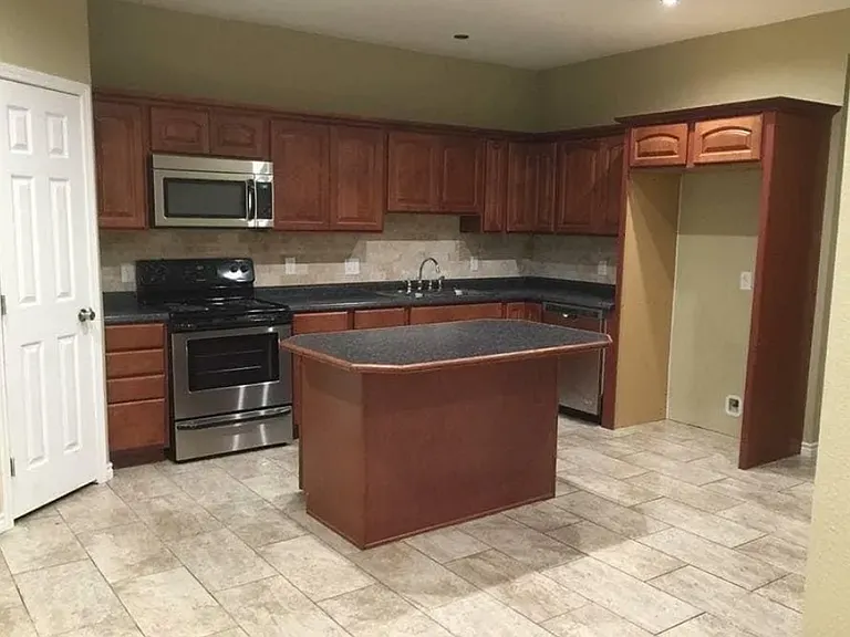 1532 Bryant Way — Photo 7
