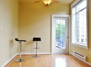 2414 1st Ave APT 317, Seattle, WA 98121