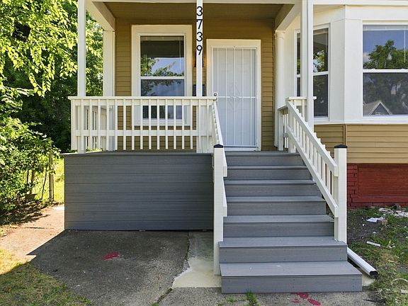 5th image of 3739 Van Dyke St
