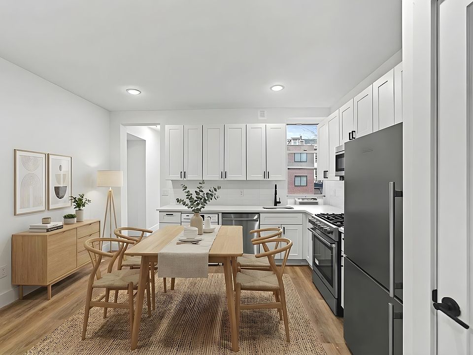 1st image of 929 Willow Ave APT 5