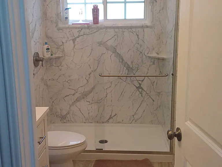 5851 Richmond Ave — Photo 6