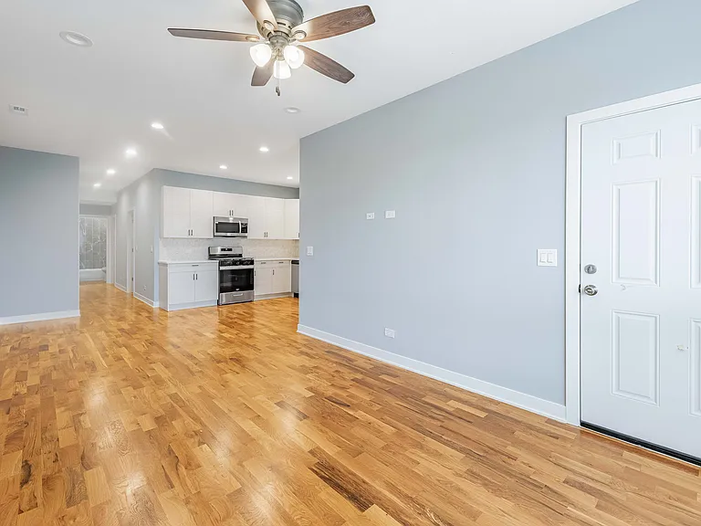 3029 W Washington Blvd #2 — Photo 3