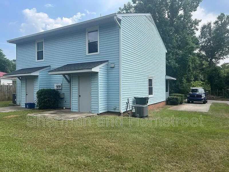 301 W Clifton Ave — Photo 3