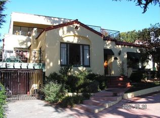 3181 N Mount Curve Ave, Altadena, CA 91001