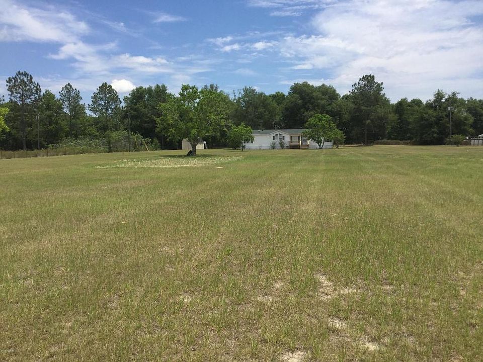 1st image of 8925 NE 41st Ct