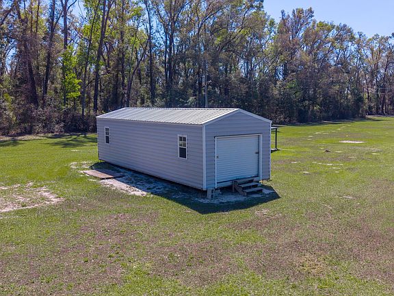 3rd image of 18494 161st Rd