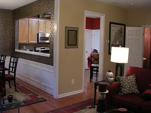 FamilyRoom, dining, Kitchen, half bath