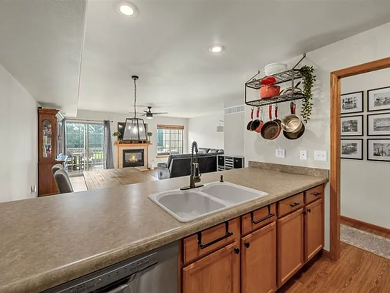 216 Camden Rd — Photo 20