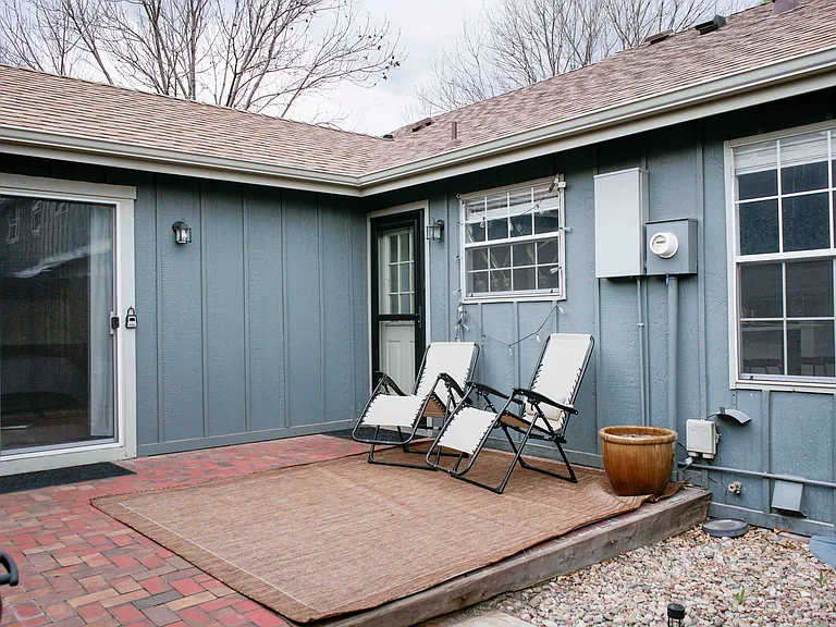 8812 E Amherst Dr #F — Photo 28