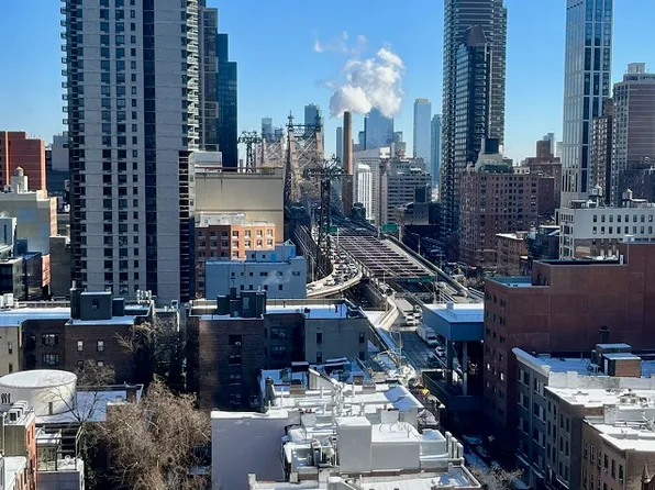 200 East 61st Street image 1 of 6