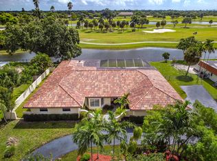 300 W Tropical Way, Plantation, FL 33317