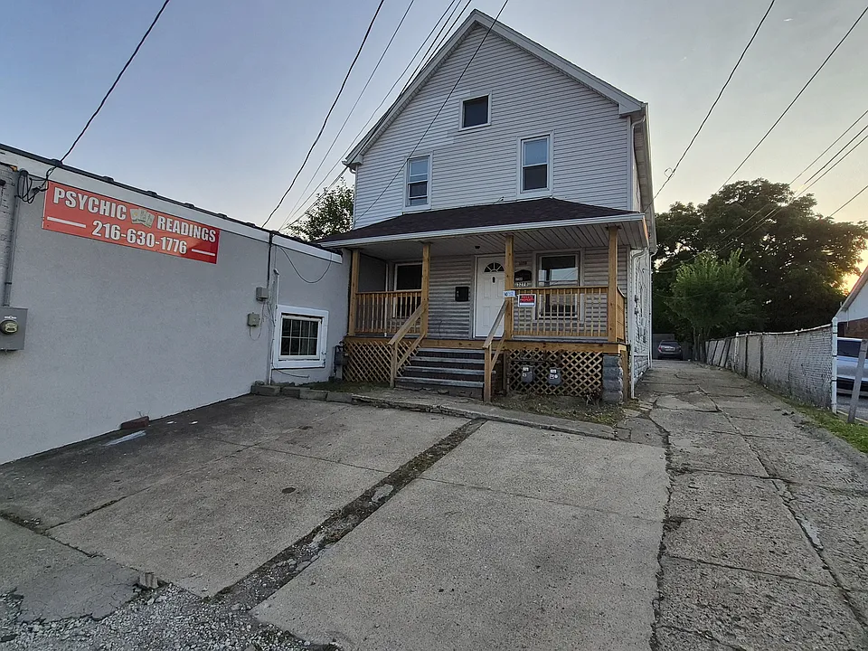 3278 W 117th St #UP