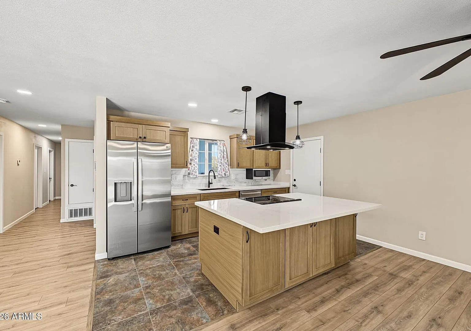 Fully Remodeled 4 Bedroom, 2 Bath In Phoenix! — Photo 4