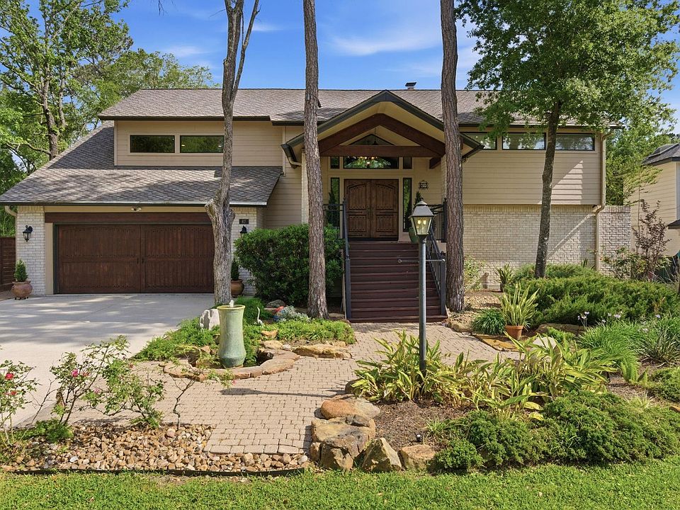 1st image of 67 Huntsmans Horn Cir