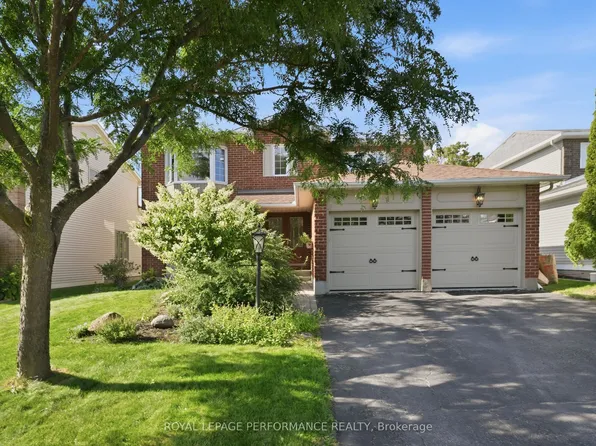 14 Wellfleet Cres, Ottawa, ON K2J 2Y2