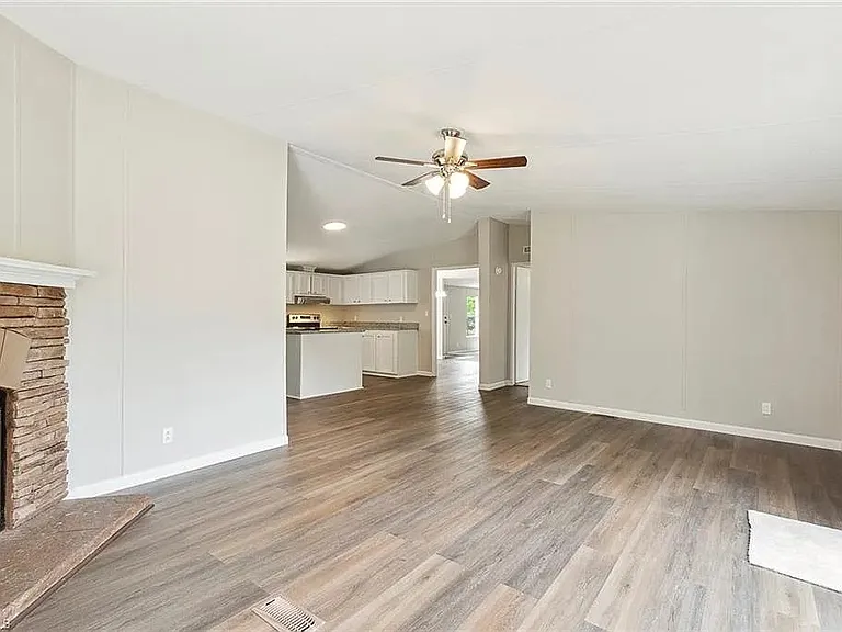 3820 Morton Pulliam Rd — Photo 16