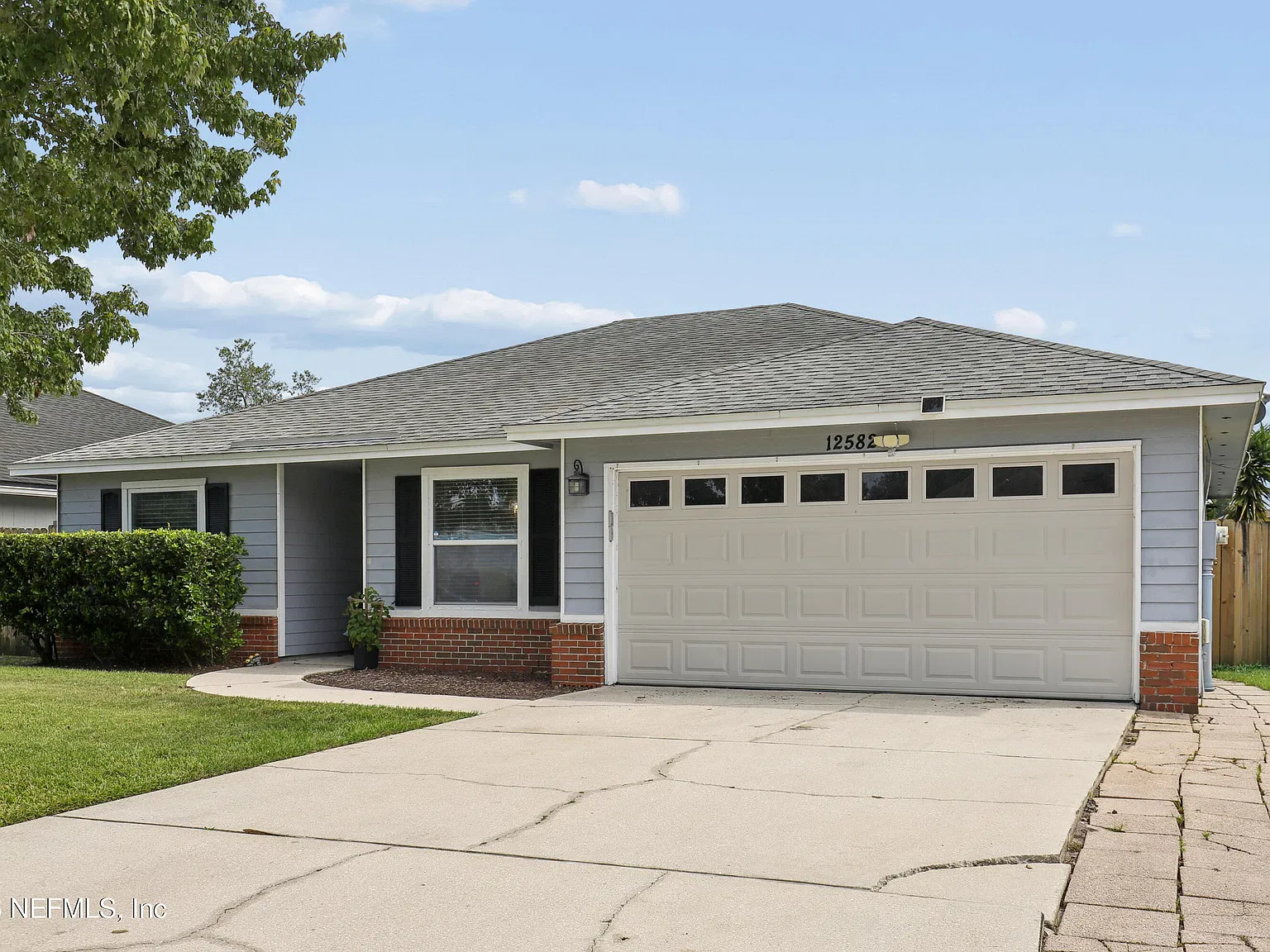3 bed, 2.0 bath, 1317 sqft, $2,200 — Photo 1