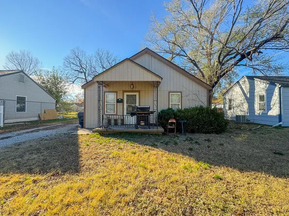 2007 S Saint Francis St, Wichita, KS 67211