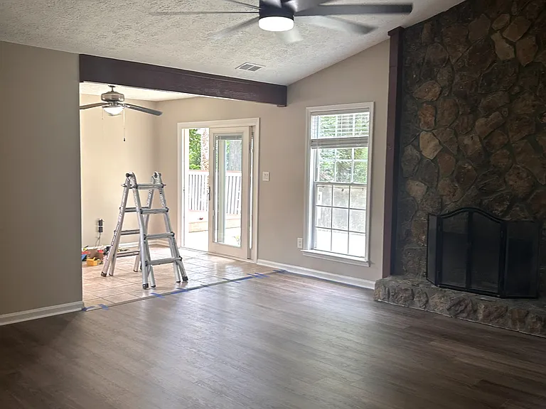 550 Creekwood Xing — Photo 20