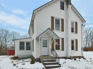 241 Pine Hill Rd, Pleasant Valley, NY 12569