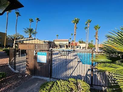 4th image of 5081 River Glen Dr #104-0