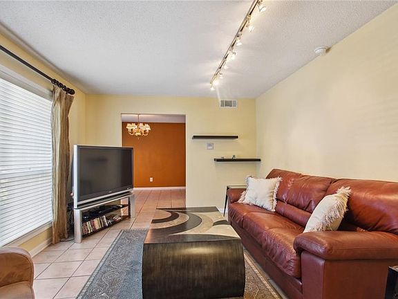 4th image of 4000 Danneel St