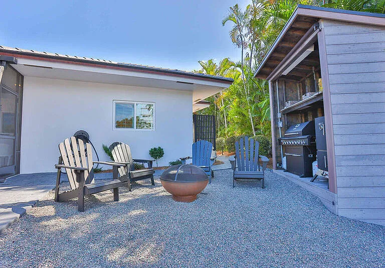 713 Forsyth St — Photo 38