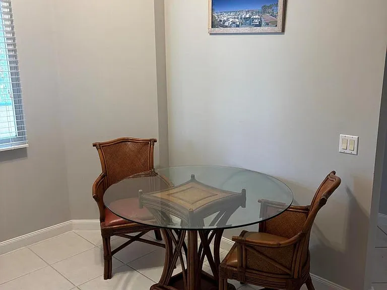 6 Harbour Isle Dr E #205 — Photo 18