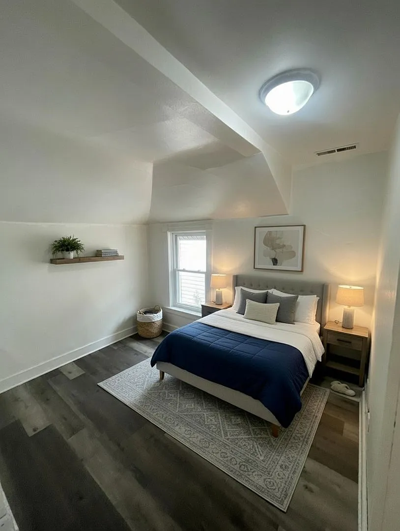 1201 Hagerer St. (4 Unit) — Photo 3