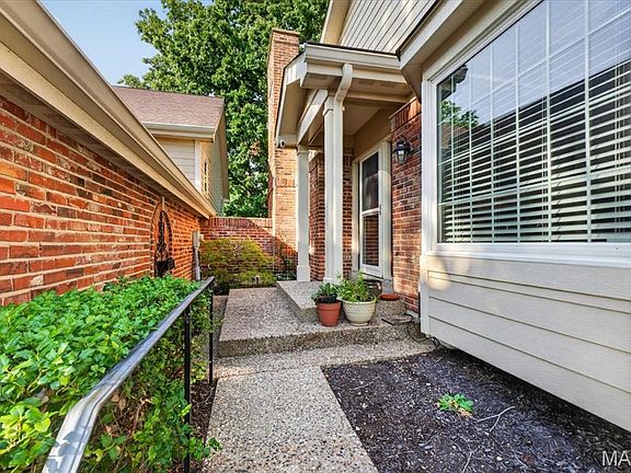2nd image of 14620 Timberlake Manor Ct