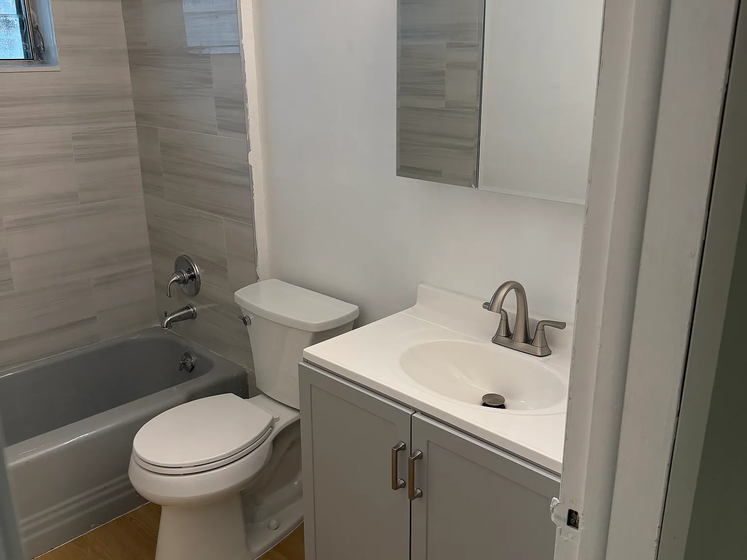2 bed, $1,950 — Photo 4
