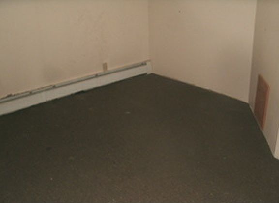 4th image of 32 Gurney St