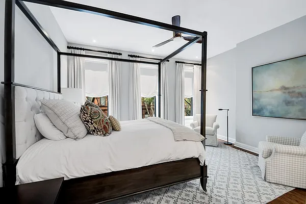 Rented by Compass | media 7