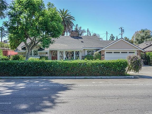 3rd image of 14026 Chandler Blvd