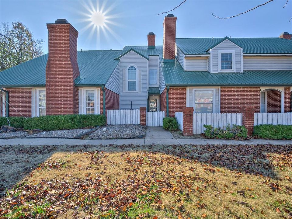 1st image of 2610 Featherstone Rd