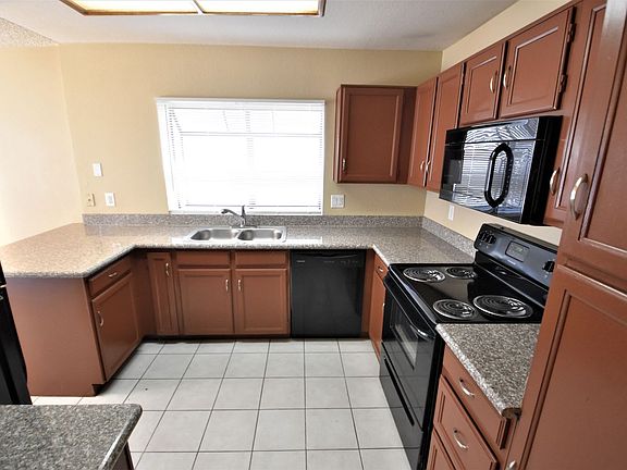 5th image of 8927 W Purdue Ave