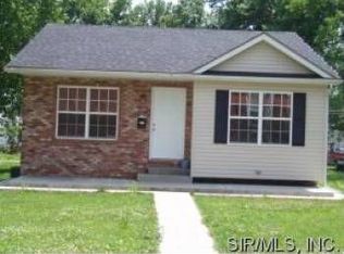 448 W Schuetz St, Lebanon, IL 62254