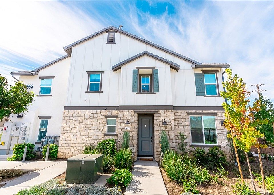 1st image of 41993 Emelia St #1001