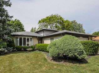 3120 Hillside Ln, Darien, IL
