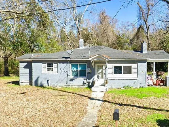 194 Mitchell St NW, Pelham, GA 31779