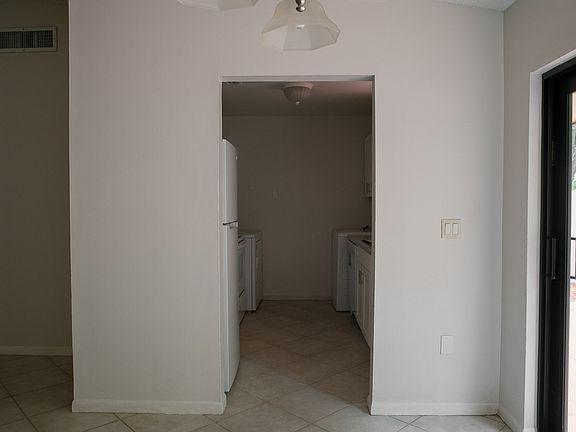 5th image of 13920 SW 52nd Ln