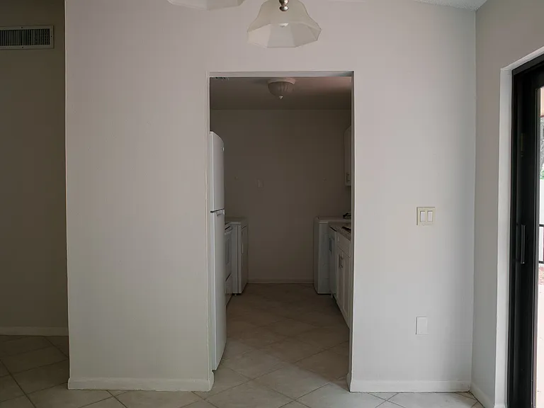 13920 SW 52nd Ln — Photo 5