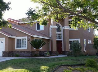 809 Greenridge Rd, Corona, CA 92882